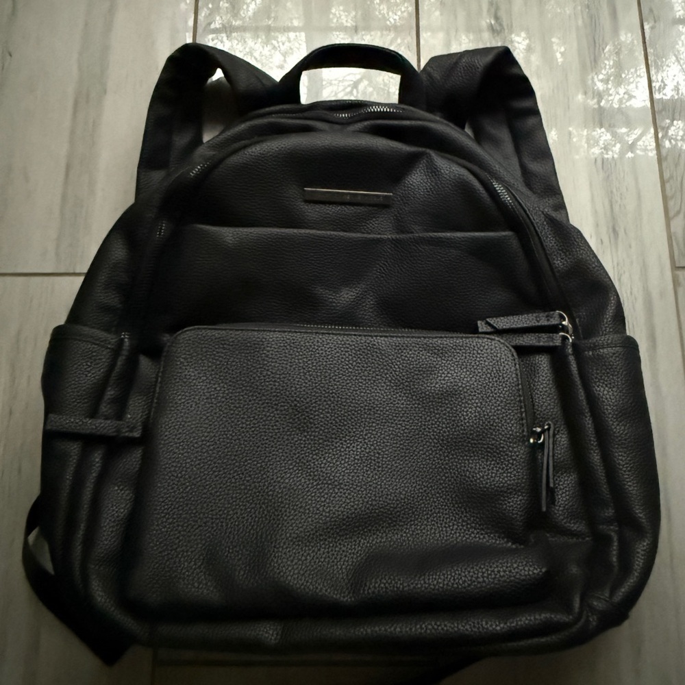 Reaction Kenneth Cole Black Faux Leather Pebbles Backpack Laptop